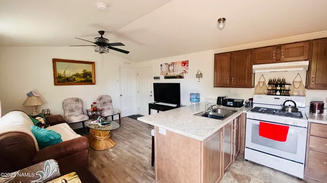 $130,000 | 64525 North Flaming Star Drive, Seligman, AZ 86337