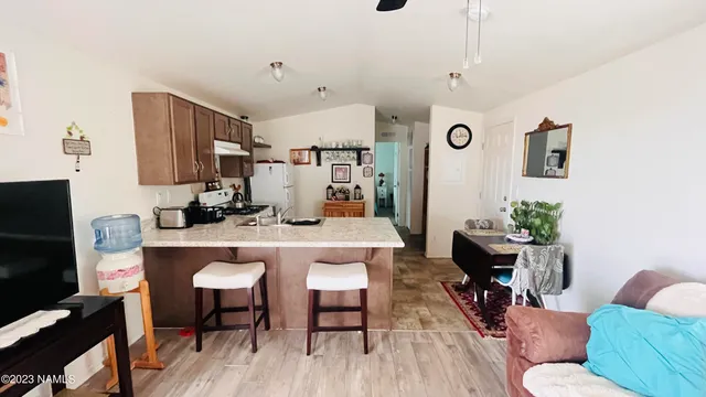 $130,000 | 64525 North Flaming Star Drive, Seligman, AZ 86337