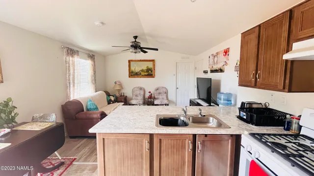 $130,000 | 64525 North Flaming Star Drive, Seligman, AZ 86337