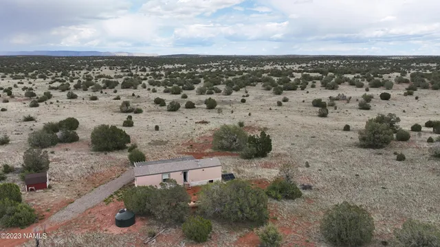 $130,000 | 64525 North Flaming Star Drive, Seligman, AZ 86337