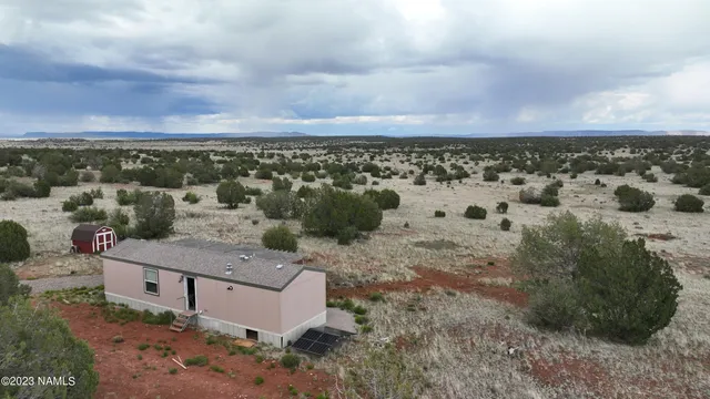 $130,000 | 64525 North Flaming Star Drive, Seligman, AZ 86337