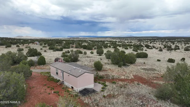 $130,000 | 64525 North Flaming Star Drive, Seligman, AZ 86337