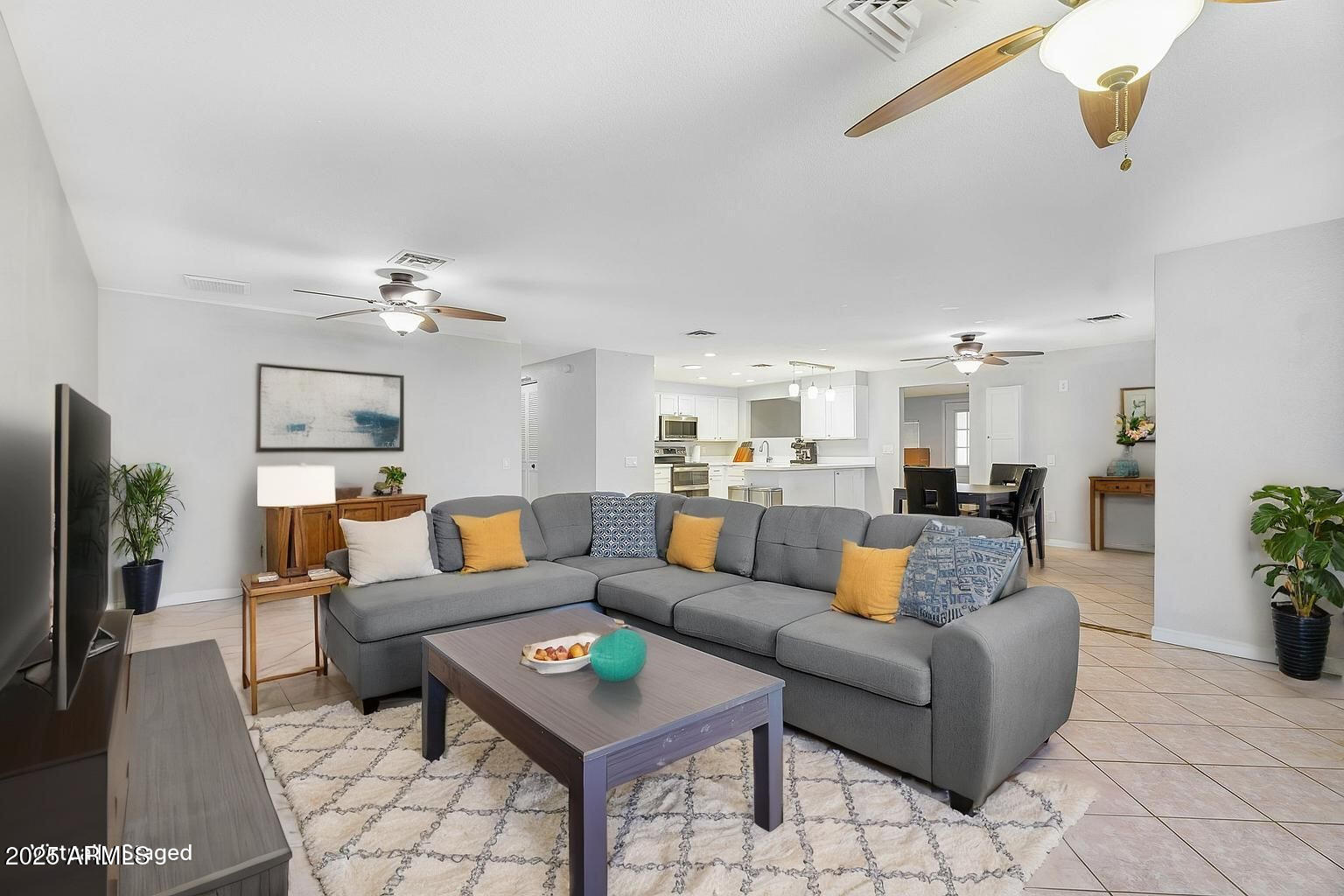 1511 West Mesquite Street Chandler, AZ 85224 - Photo 5 of 34 mesquite living