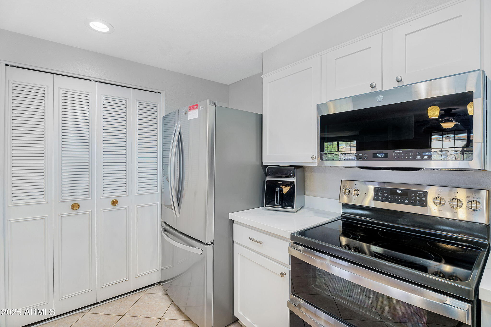 1511 West Mesquite Street Chandler, AZ 85224 - Photo 9 of 34 10-web-or-mls-Mesquite-10