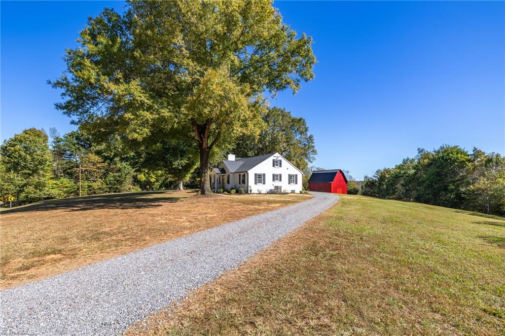 6095 Germanton Road Winston-Salem, NC 27105 - Photo 3 of 43