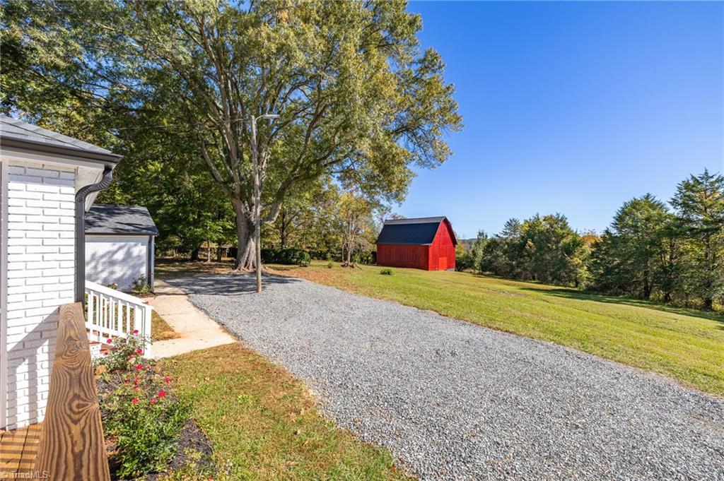 6095 Germanton Road Winston-Salem, NC 27105 - Photo 32 of 43