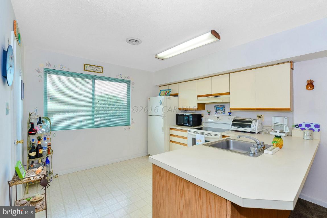 722 Anchor Chain Road, Unit 5A Ocean City, MD 21842 - Photo 4 of 38 Gallery Image 4