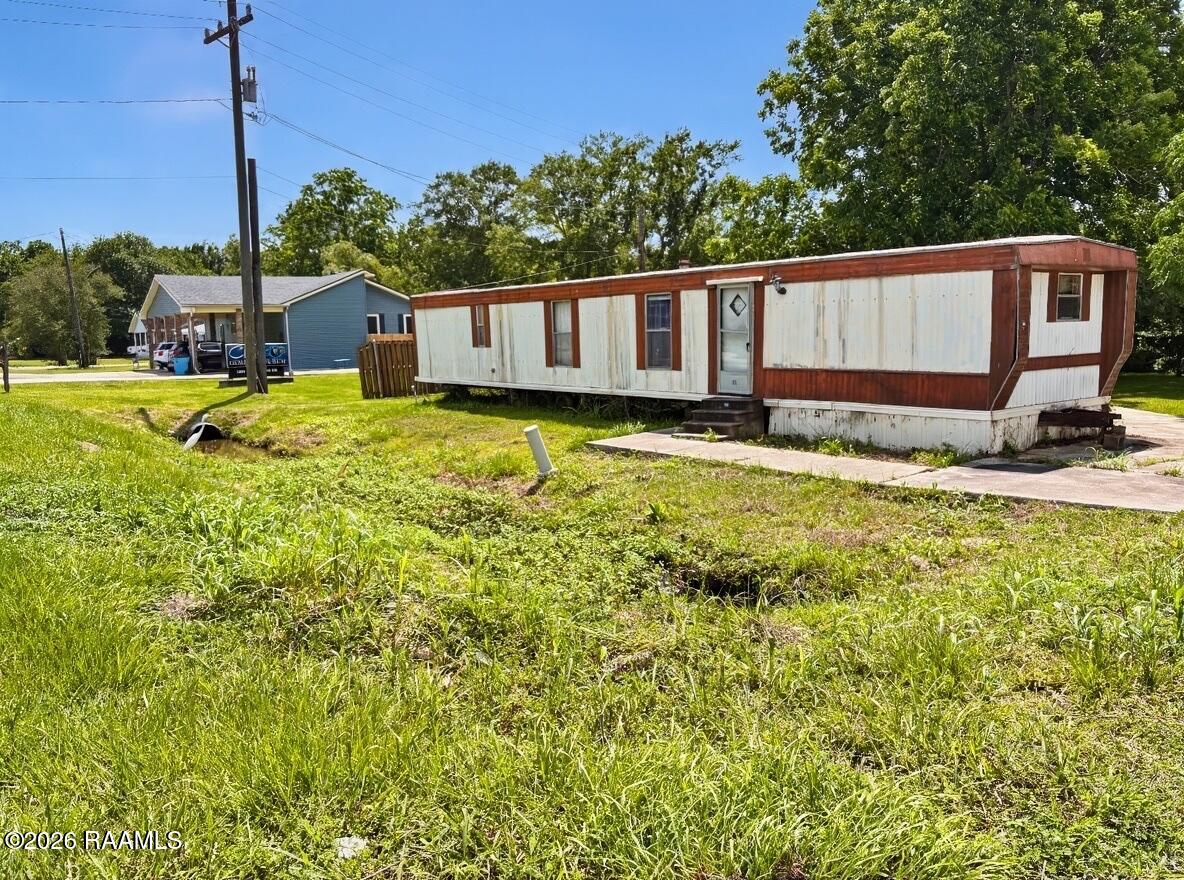 1112 Red Cypress Road Patterson, LA 70392 - Photo 3 of 9