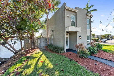 $635,000 | 700 Kensington Place, Unit 700, Wilton Manors, FL 33305