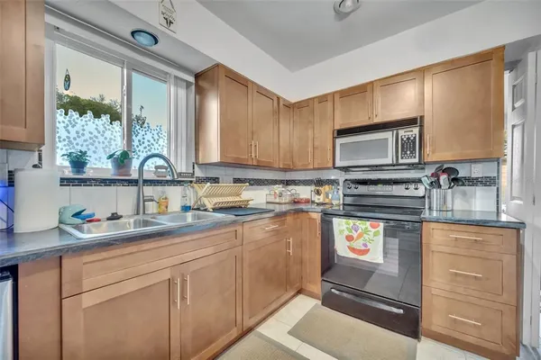 $310,000 | 715 Alcazar Avenue, Ormond Beach, FL 32174