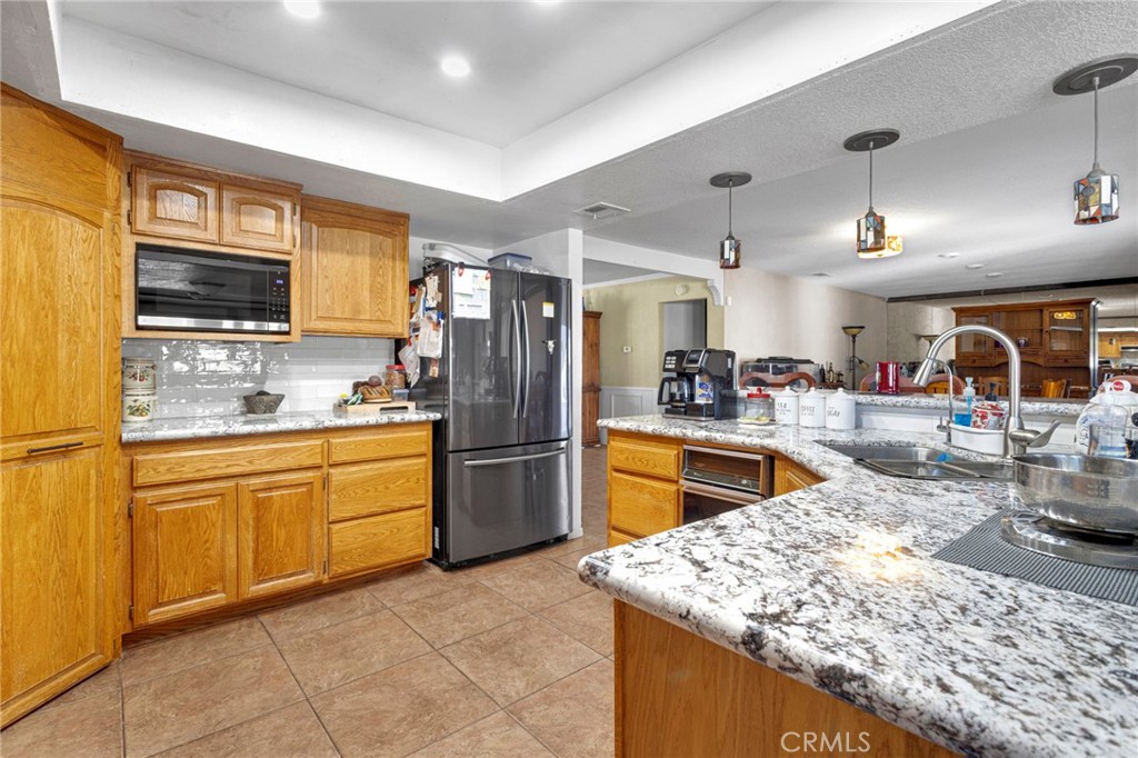 20276 Itasca Road Apple Valley, CA 92308 - Photo 19 of 62