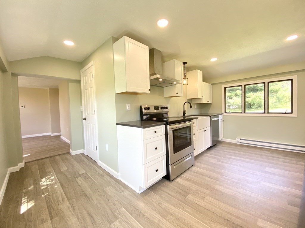 22 Brookfield Road North Brookfield, MA 01535 - Photo 8 of 39 Gallery Image 8