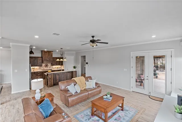 $599,900 | 5067 Lantern Lane, Bryan, TX 77808