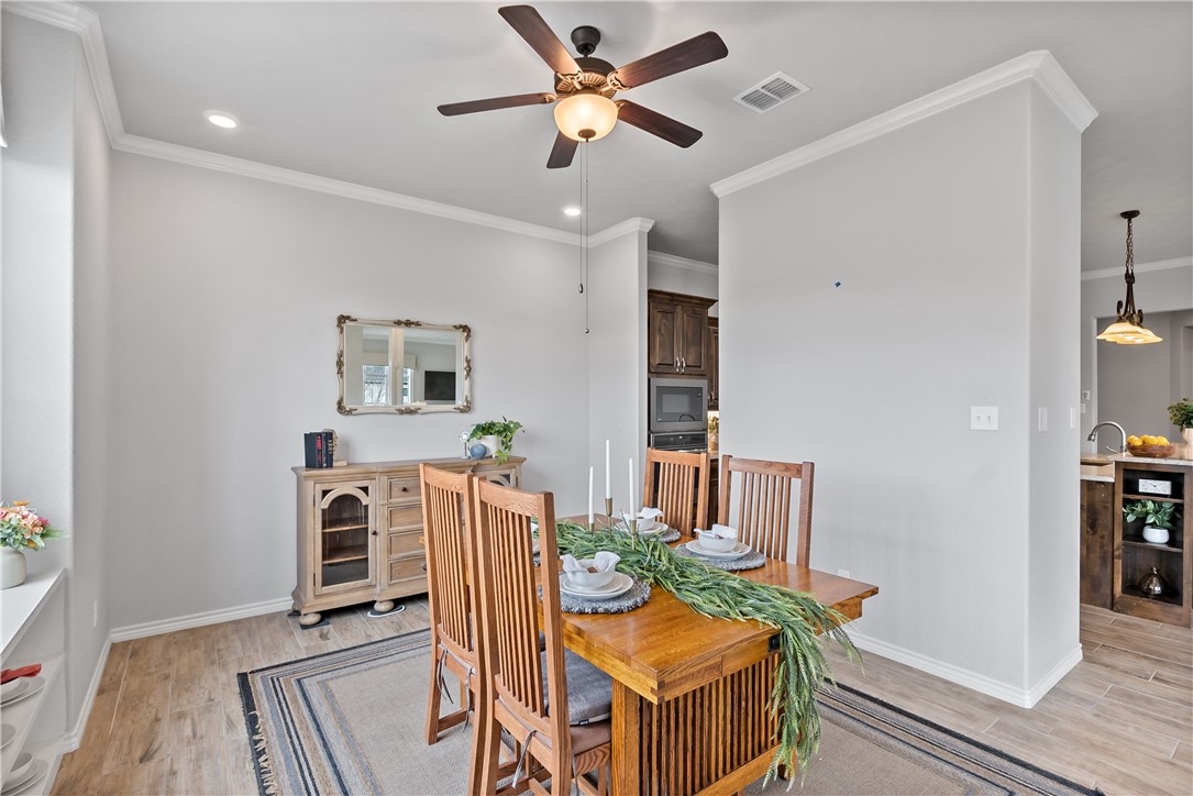 5067 Lantern Lane Bryan, TX 77808 - Photo 14 of 45