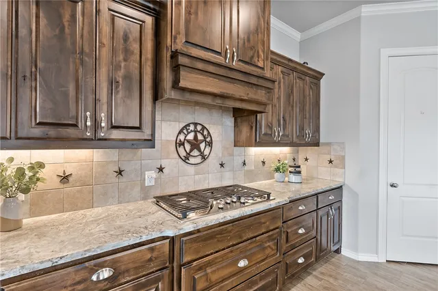 $599,900 | 5067 Lantern Lane, Bryan, TX 77808