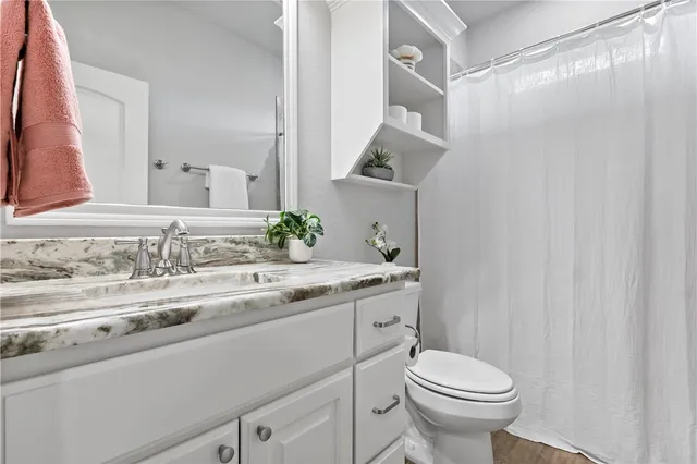 $599,900 | 5067 Lantern Lane, Bryan, TX 77808