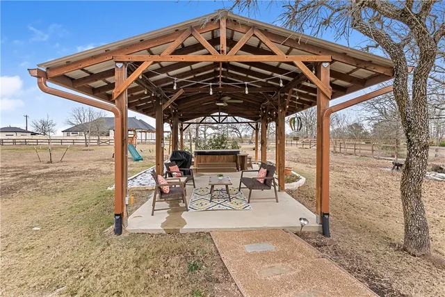 $599,900 | 5067 Lantern Lane, Bryan, TX 77808