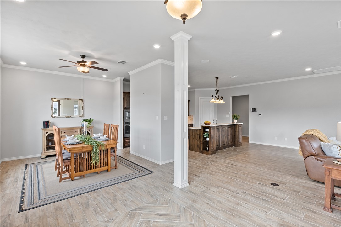 5067 Lantern Lane Bryan, TX 77808 - Photo 5 of 45