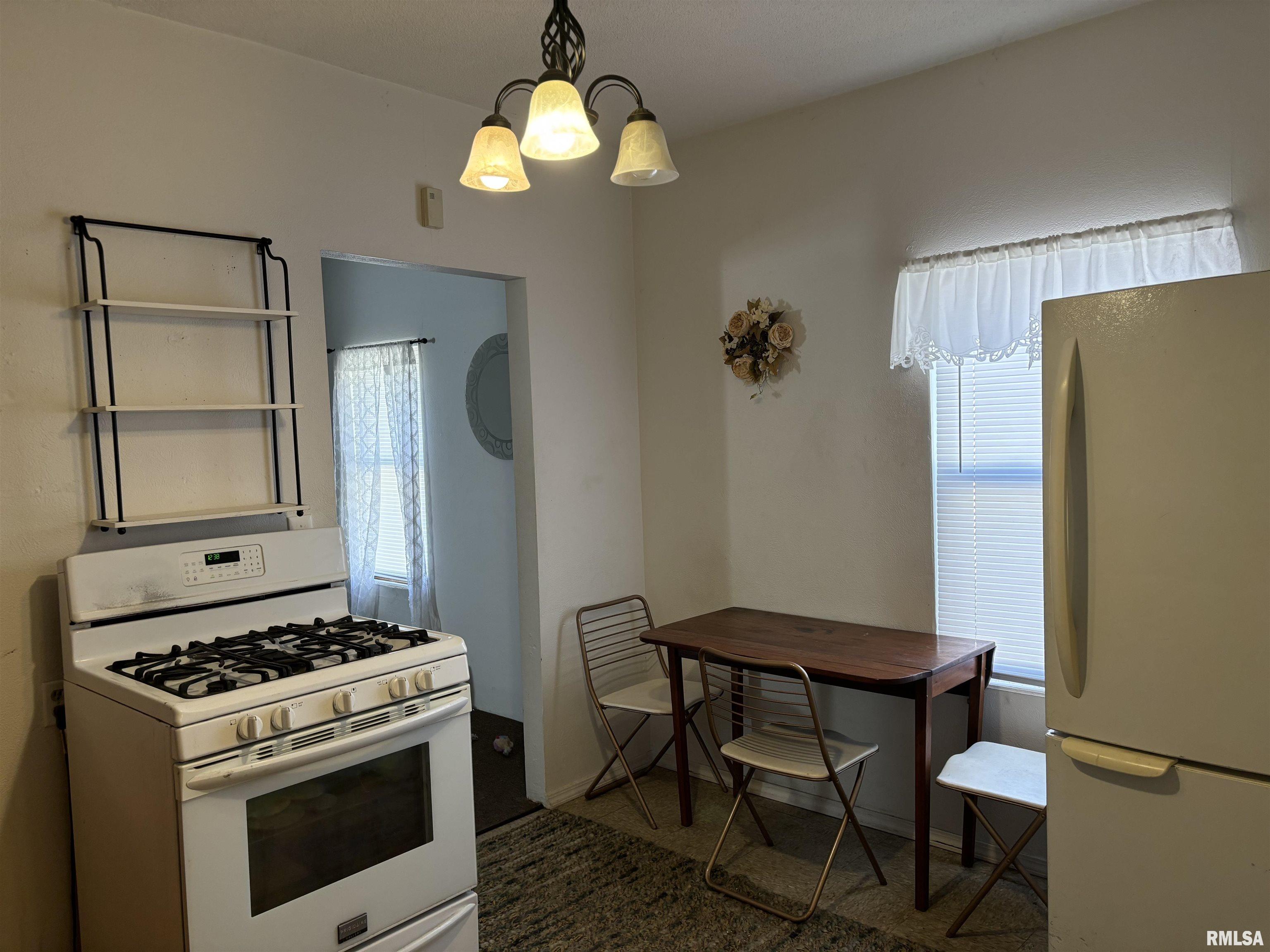 1026 Mechanic Street Pekin, IL 61554 - Photo 19 of 33