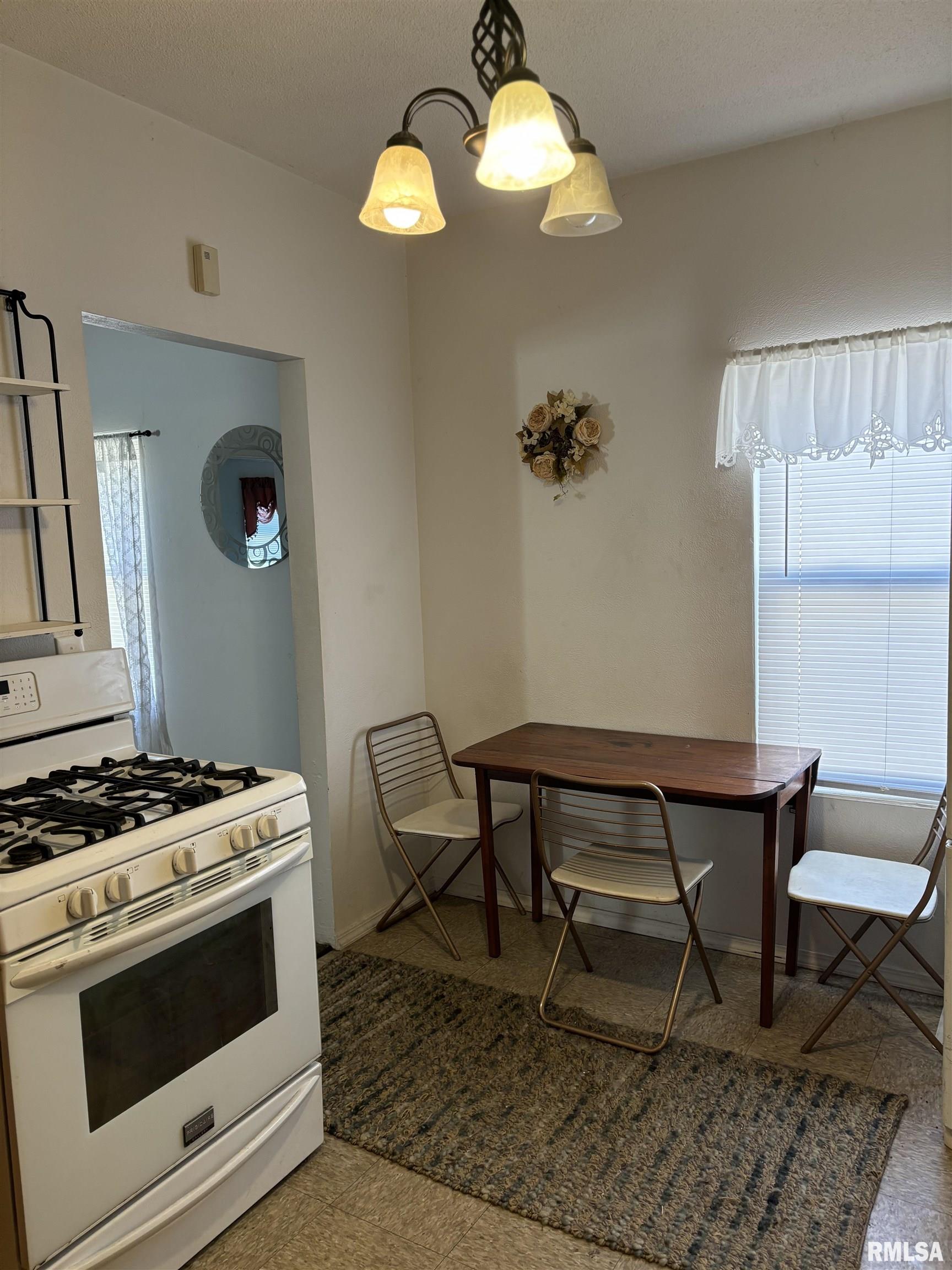 1026 Mechanic Street Pekin, IL 61554 - Photo 20 of 33