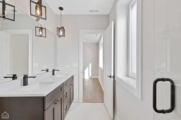$414,000 | 8631 West Grand Avenue, Unit 4W, River Grove, IL 60171