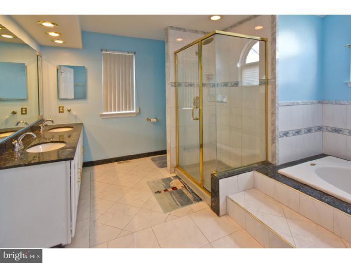 10 Austin Road Marlton, NJ 08053 - Photo 17 of 25 Master Bathroom
