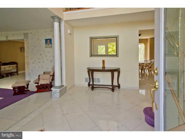 10 Austin Road Marlton, NJ 08053 - Photo 6 of 25 Foyer