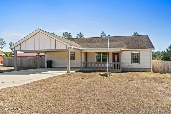 $374,900 | 561 Lakepointe Drive, Chipley, FL 32428