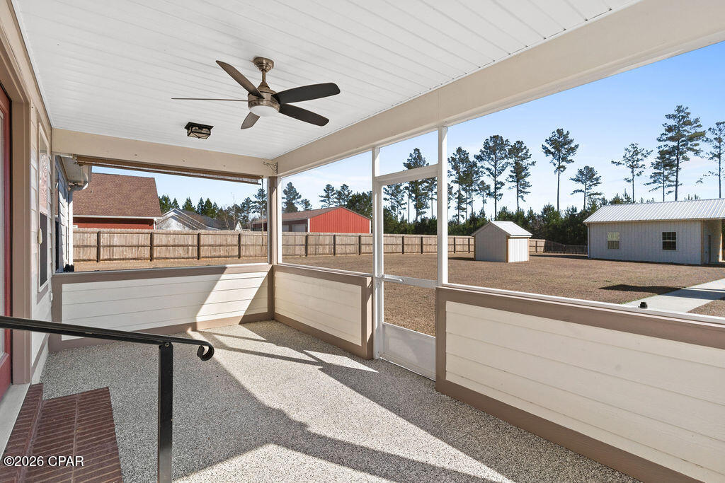 561 Lakepointe Drive Chipley, FL 32428 - Photo 29 of 41