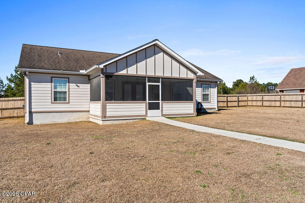 561 Lakepointe Drive Chipley, FL 32428 - Photo 31 of 41