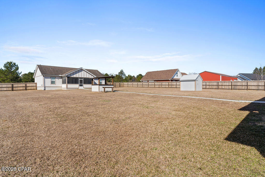 561 Lakepointe Drive Chipley, FL 32428 - Photo 33 of 41