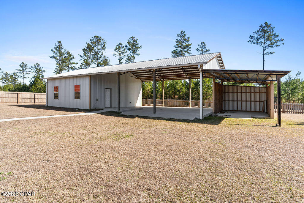 561 Lakepointe Drive Chipley, FL 32428 - Photo 39 of 41