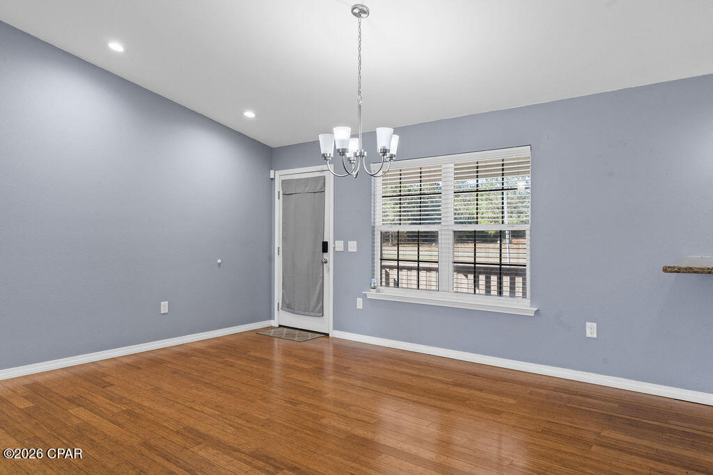 561 Lakepointe Drive Chipley, FL 32428 - Photo 9 of 41