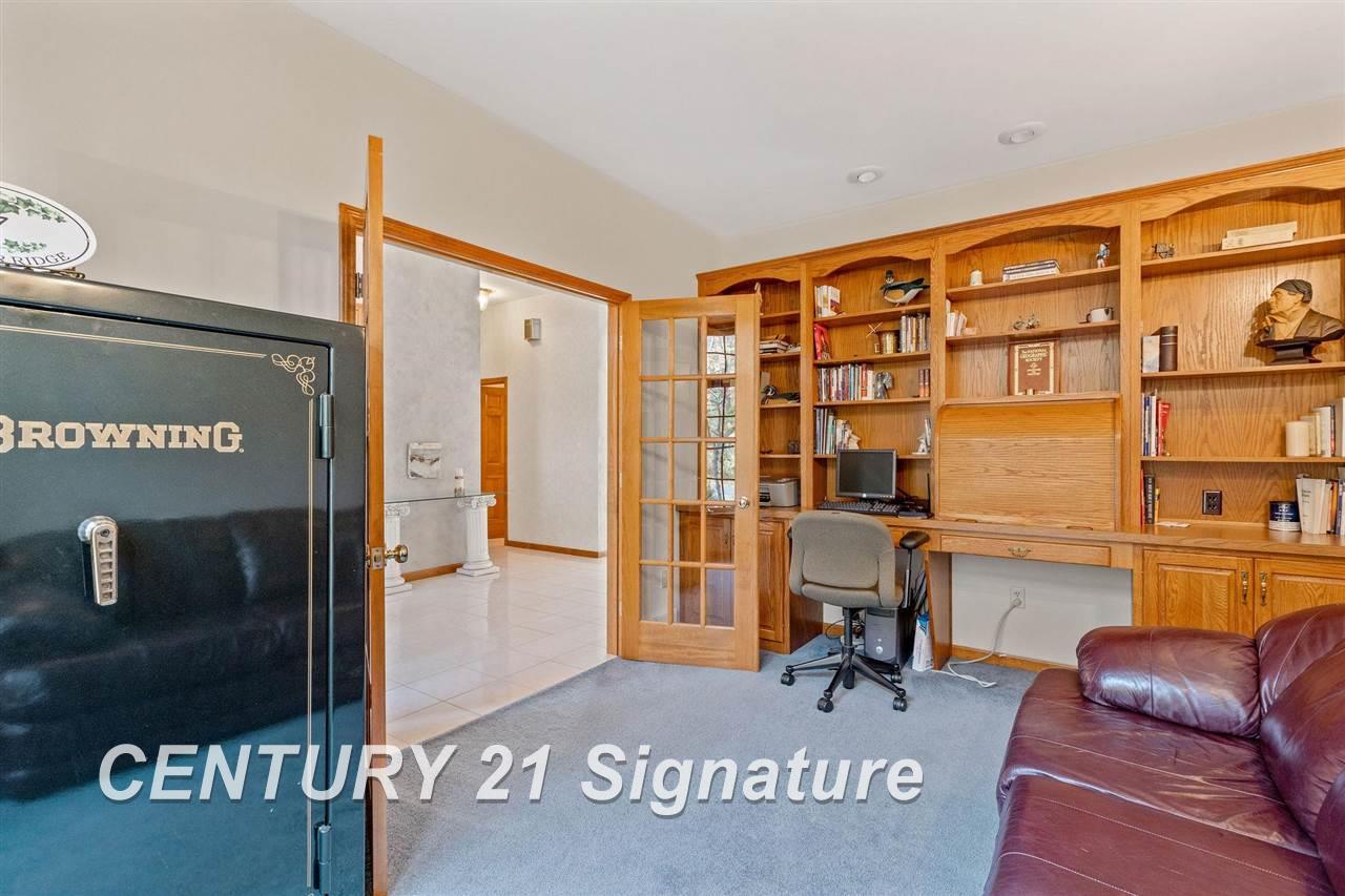 7 Hunters Ridge Drive Saginaw, MI 48609 - Photo 25 of 77