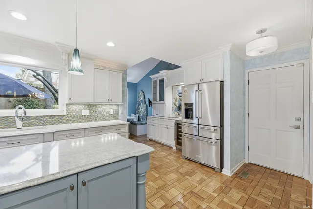 $1,699,999 | 769 River Pointe Place, Mishawaka, IN 46544