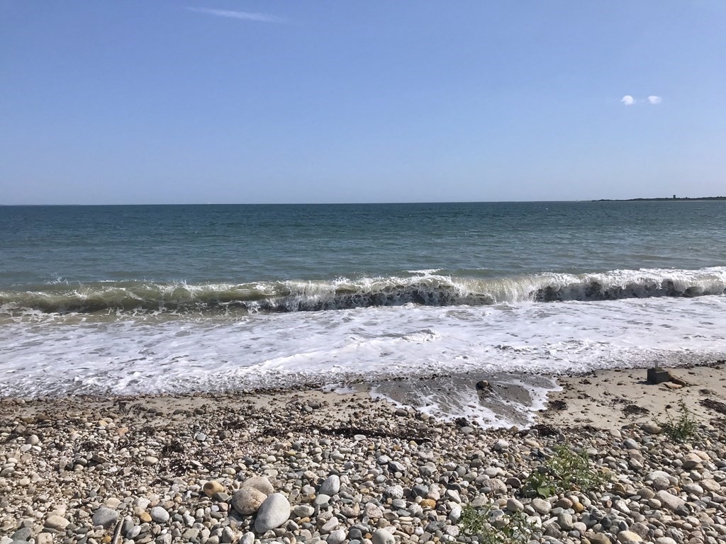 46 East Beach Road Westport, MA 02790 - Photo 5 of 13