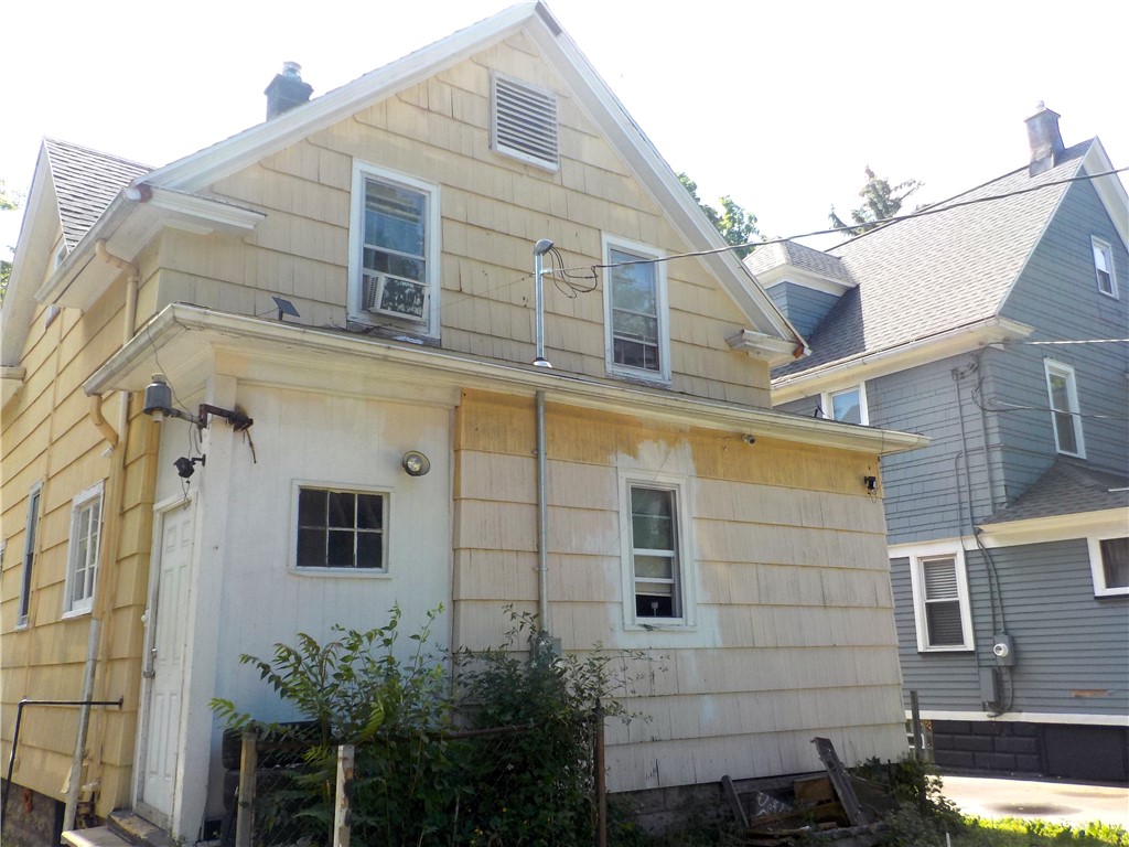 113 Winterroth Street Rochester, NY 14609 - Photo 3 of 9