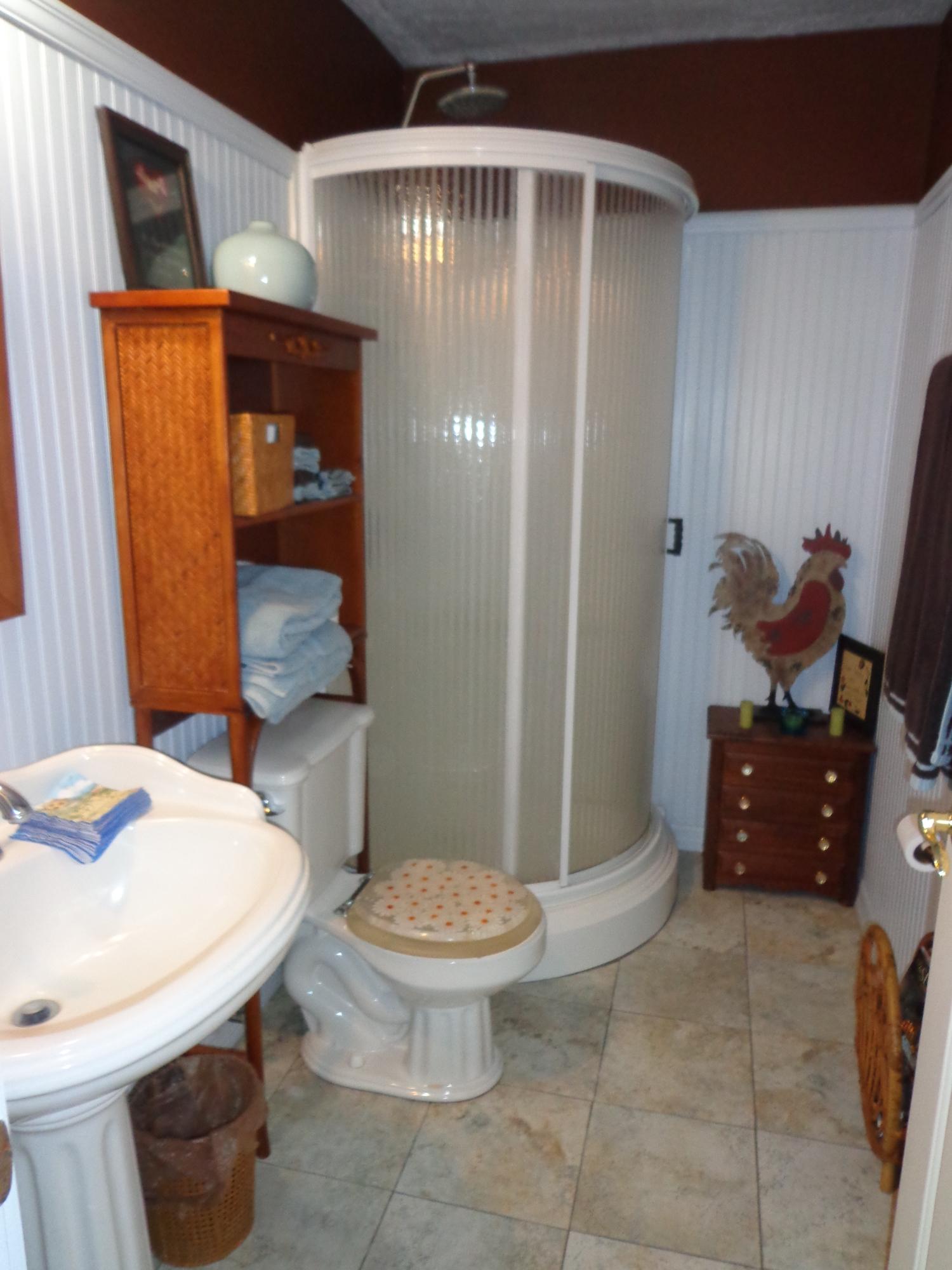 2001 South Brocksmith Road Fort Pierce, FL 34945 - Photo 16 of 24 Charming guest bath