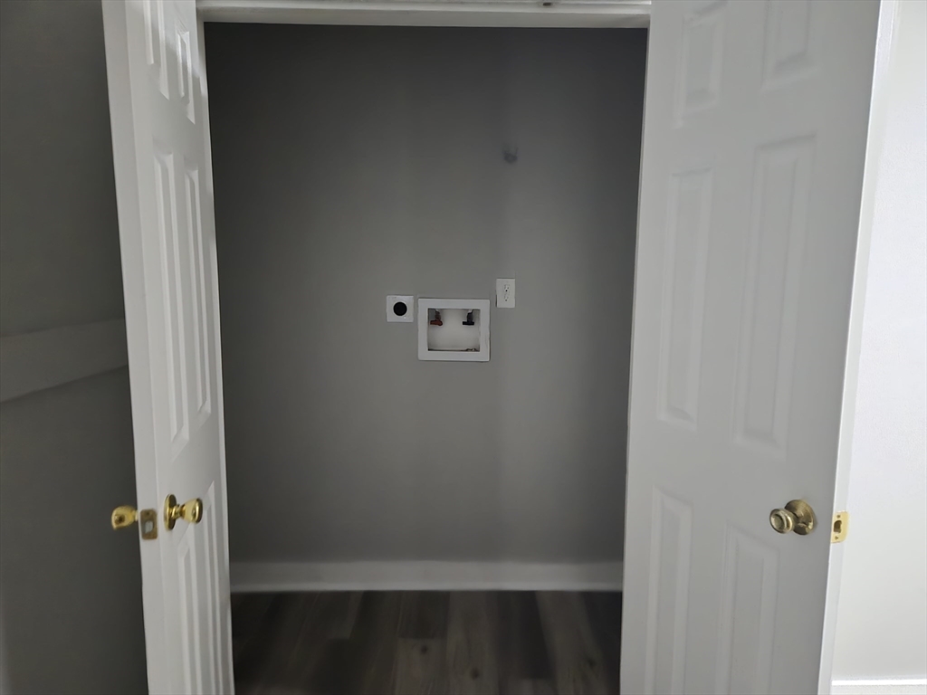 123 Walnut Street, Unit 4L Holyoke, MA 01040 - Photo 8 of 16