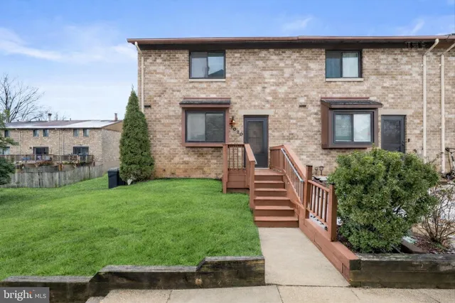 $400,000 | 7020 Knighthood Lane, Columbia, MD 21045