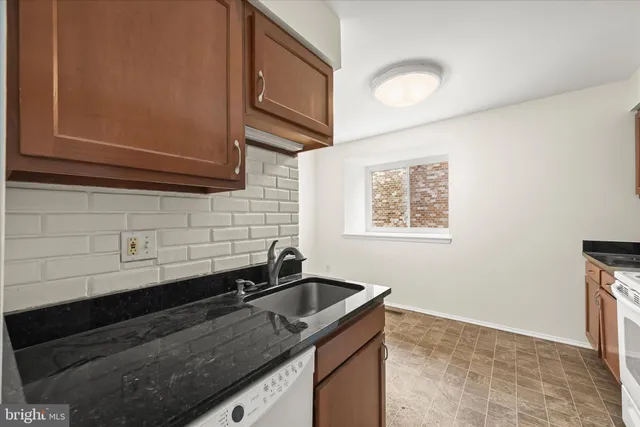 $400,000 | 7020 Knighthood Lane, Columbia, MD 21045