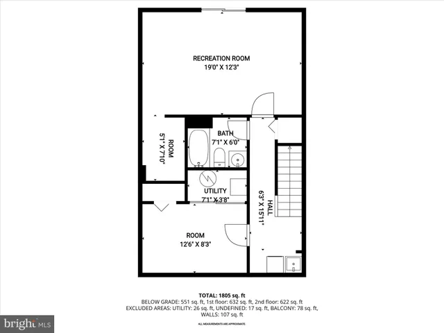 a black and white photo of a room