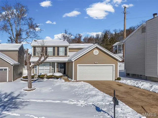 $399,900 | 2517 Hidden Meadow Lane, Ballwin, MO 63021