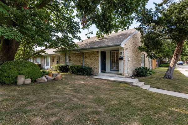 $249,900 | 13747 Flagstone Lane, Dallas, TX 75240