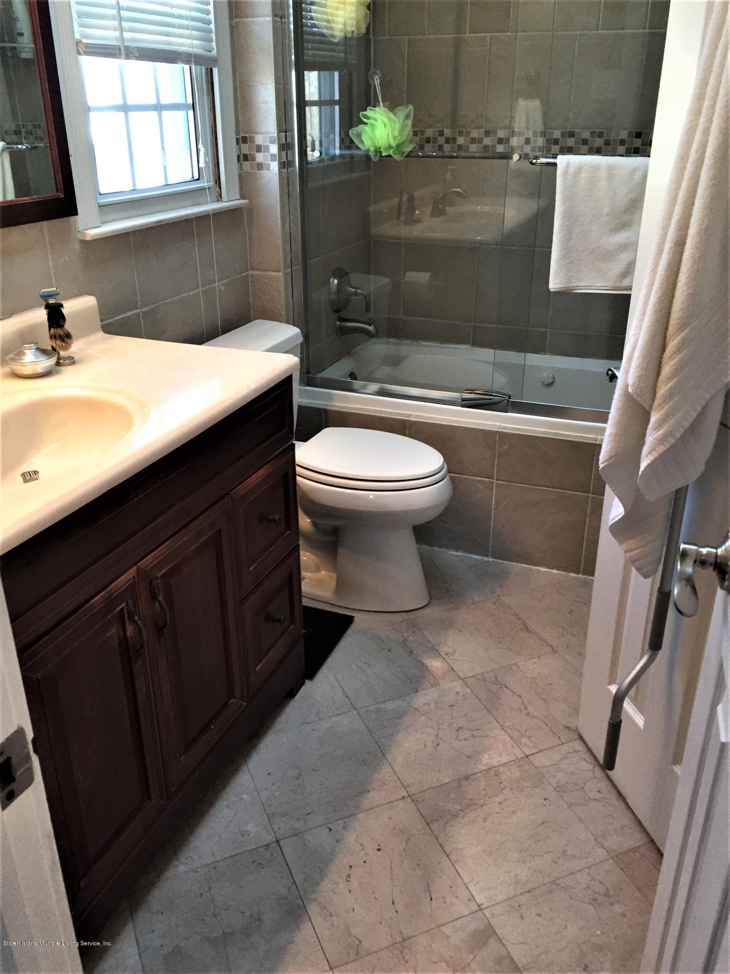 268 Harbor Road Staten Island, NY 10303 - Photo 9 of 48 IMG_4715