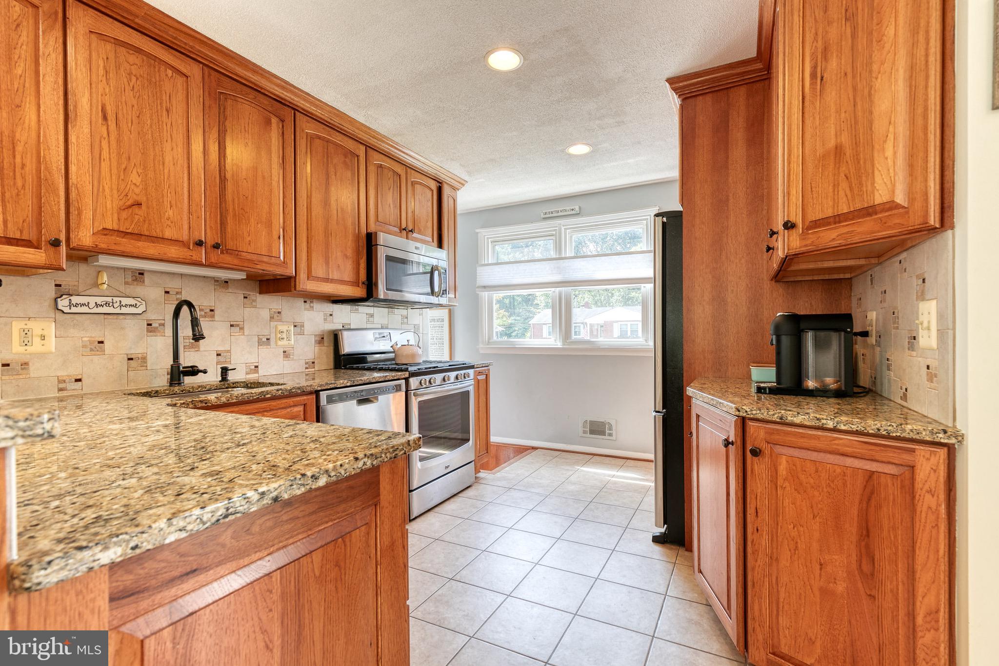 226 Highmeadow Road Reisterstown, MD 21136 - Photo 11 of 34