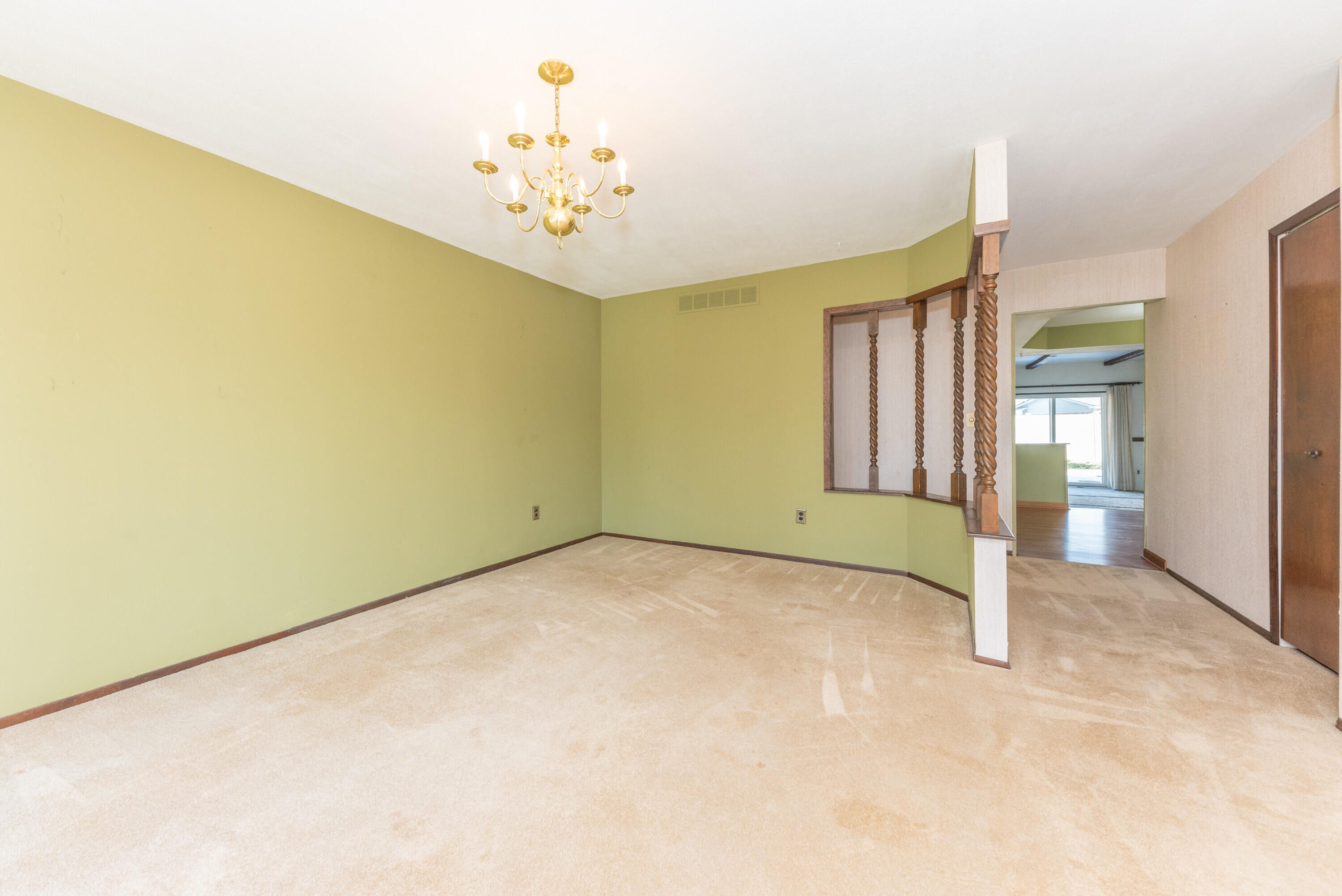 5806 Wedgewood Road Canton, MI 48187 - Photo 12 of 50 011_5
