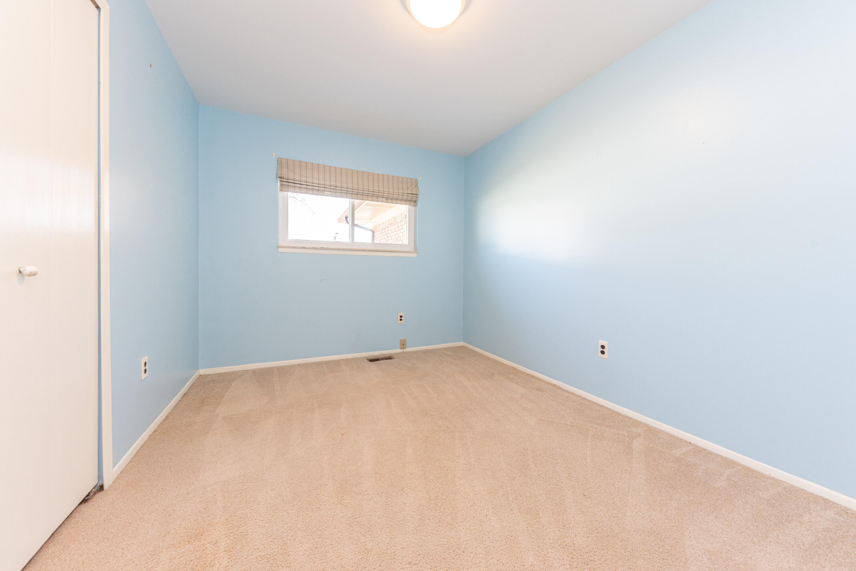 5806 Wedgewood Road Canton, MI 48187 - Photo 38 of 50 037_30