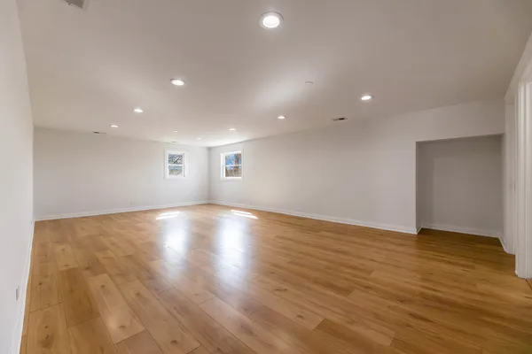 $400,000 | 21835 1/2 Richton Road, Matteson, IL 60443