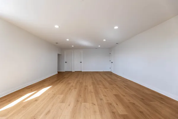 $400,000 | 21835 1/2 Richton Road, Matteson, IL 60443